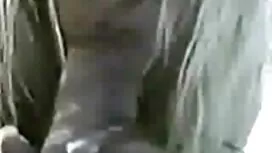 Djevojka uramljena r ...