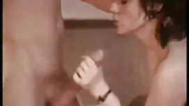 Iako u gandži, retro ...