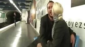Ruska djevojka nije  ...
