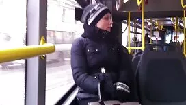 Slatki krevetić u re ...