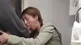 Jako mi je vruće, je ...