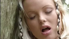 Šarmantni Riley Reid ...