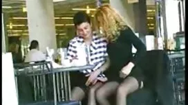 Vruća brineta se jeb ...